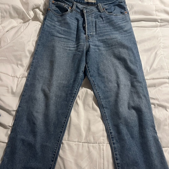 Levi’s button up jeans - Picture 1 of 2